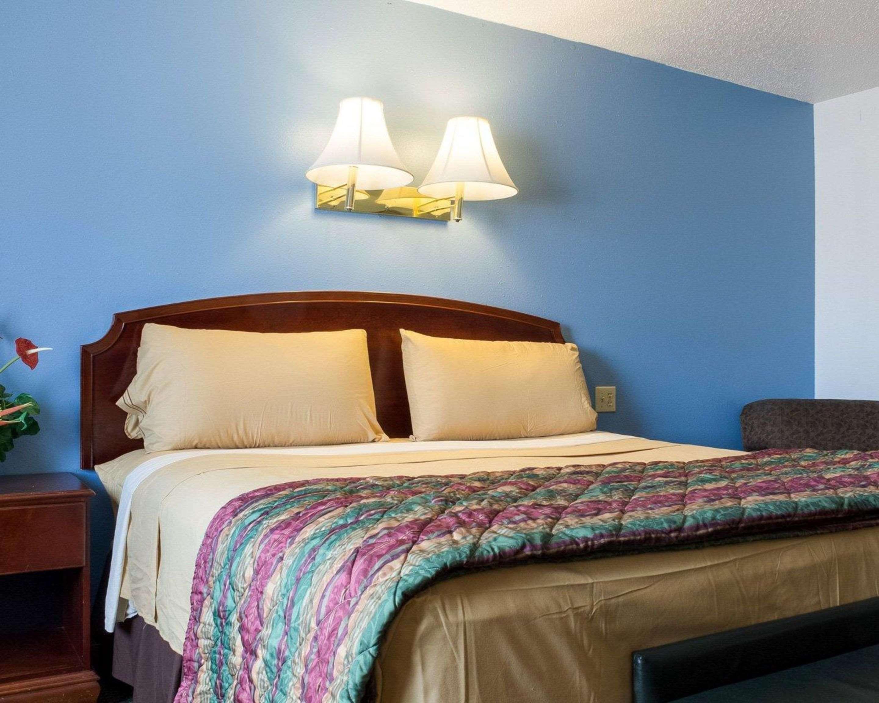 Rodeway Inn West Fargo Kültér fotó