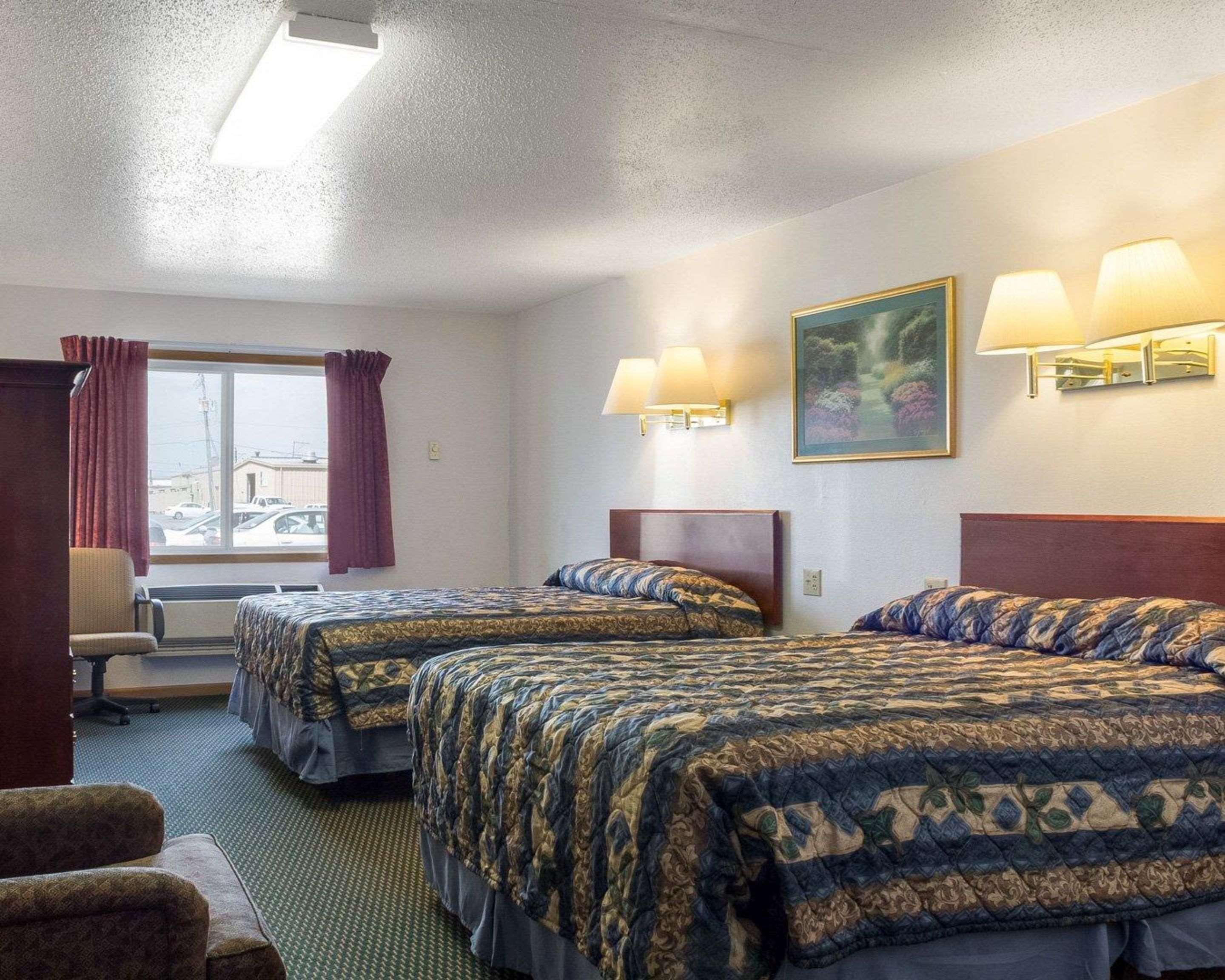 Rodeway Inn West Fargo Kültér fotó