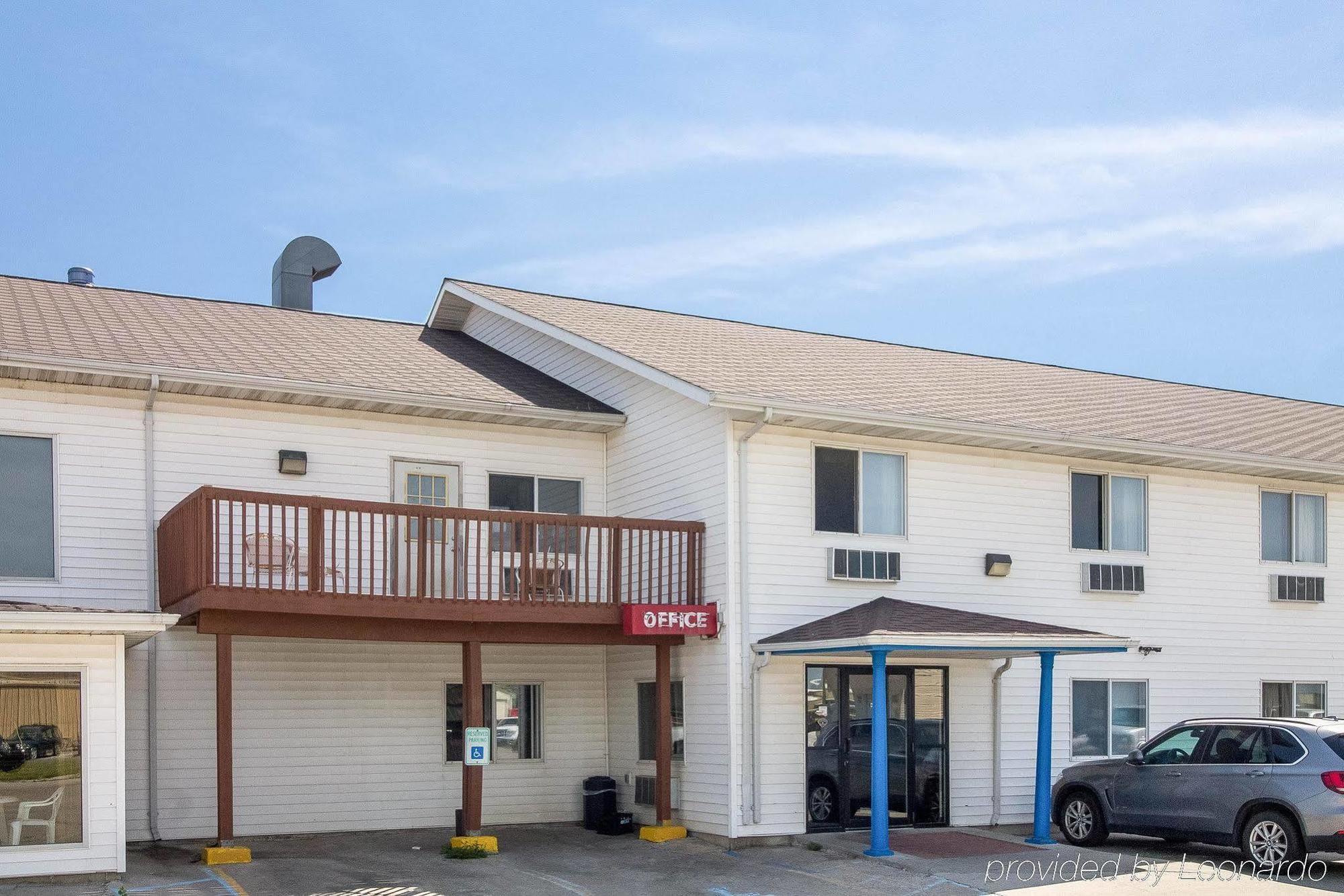 Rodeway Inn West Fargo Kültér fotó