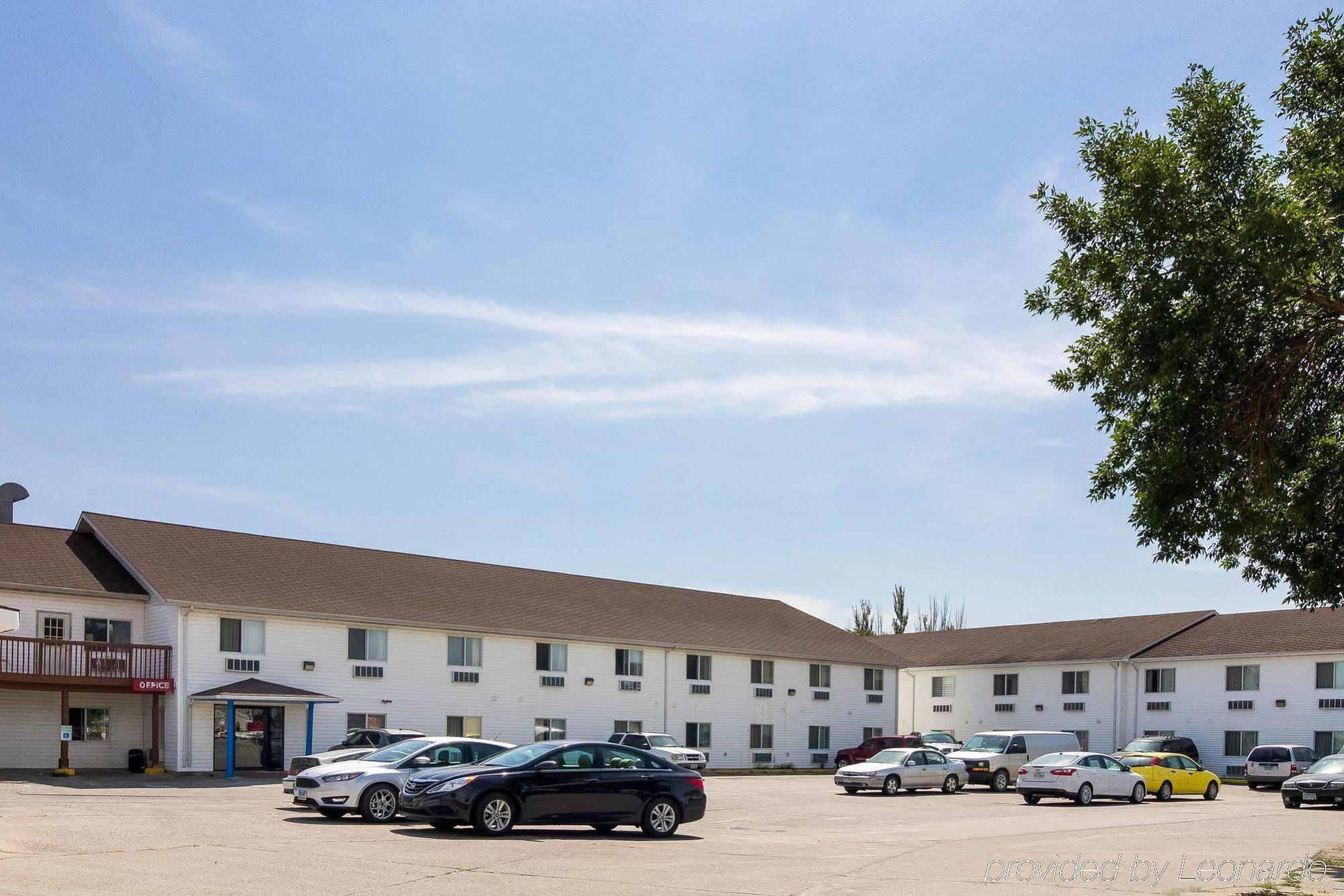 Rodeway Inn West Fargo Kültér fotó