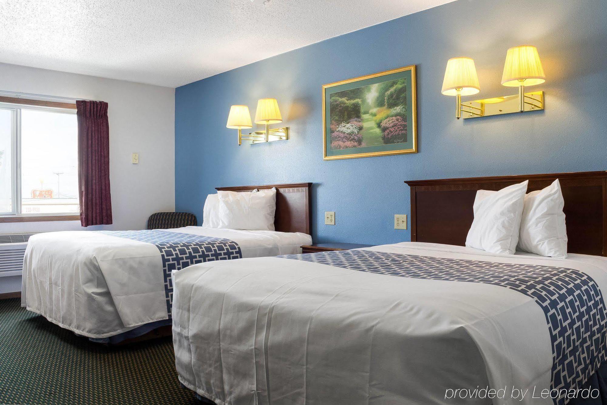 Rodeway Inn West Fargo Kültér fotó