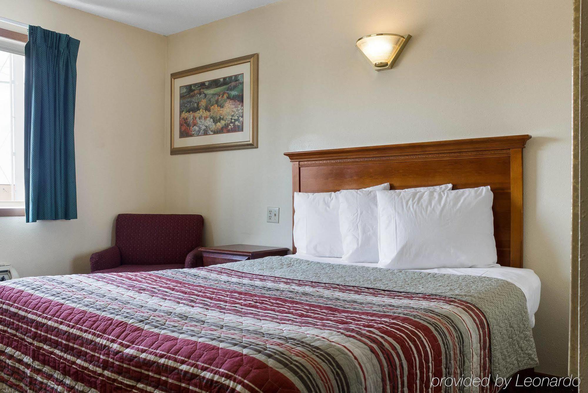 Rodeway Inn West Fargo Kültér fotó