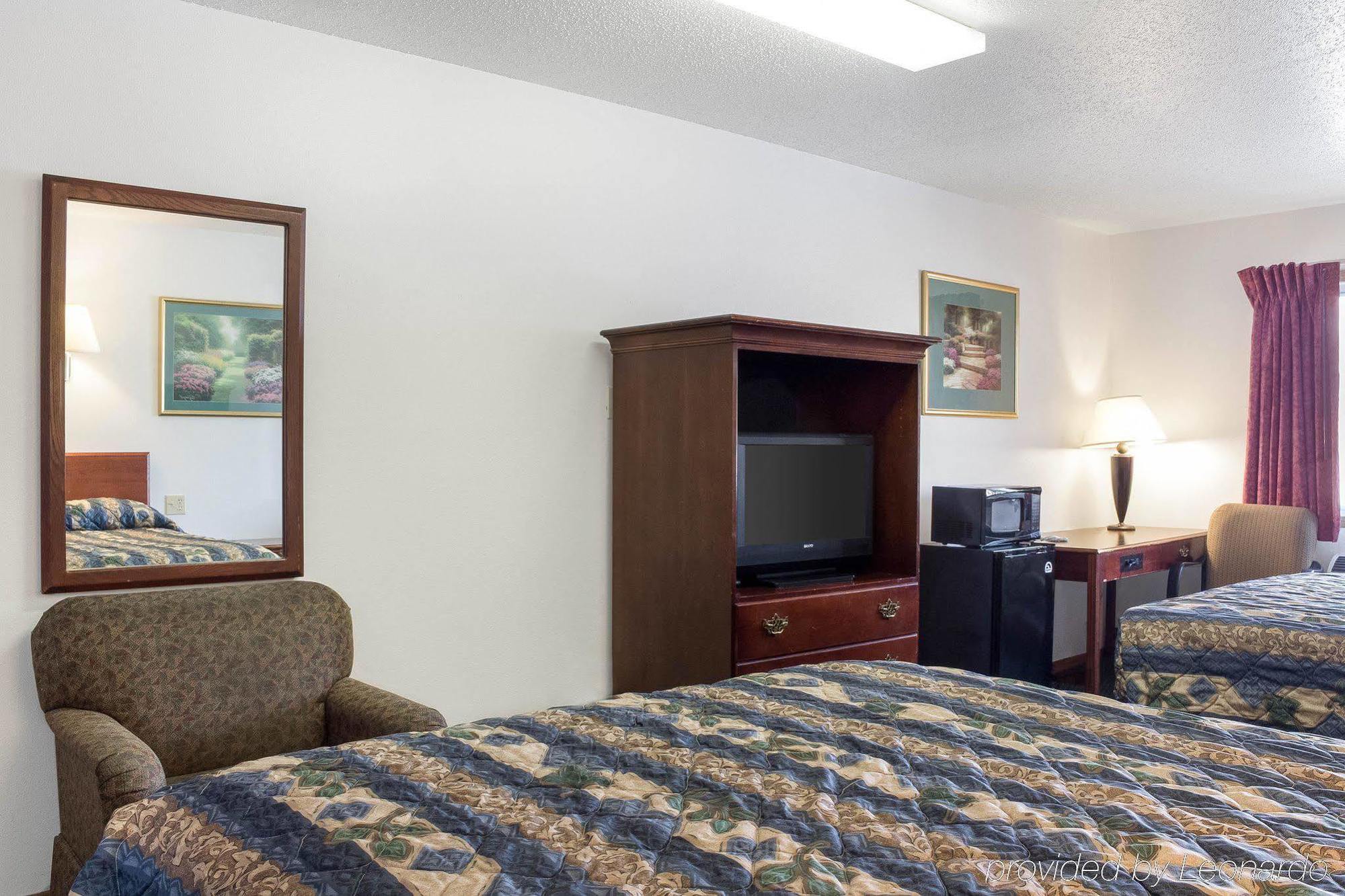 Rodeway Inn West Fargo Kültér fotó
